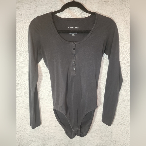 Everlane Tops - Everlane Small Long sleeve Scoop neck Body Suit Super Soft Black